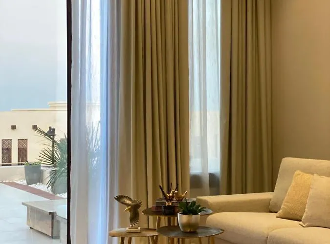 Sifah Gateway Villa With Private Pool